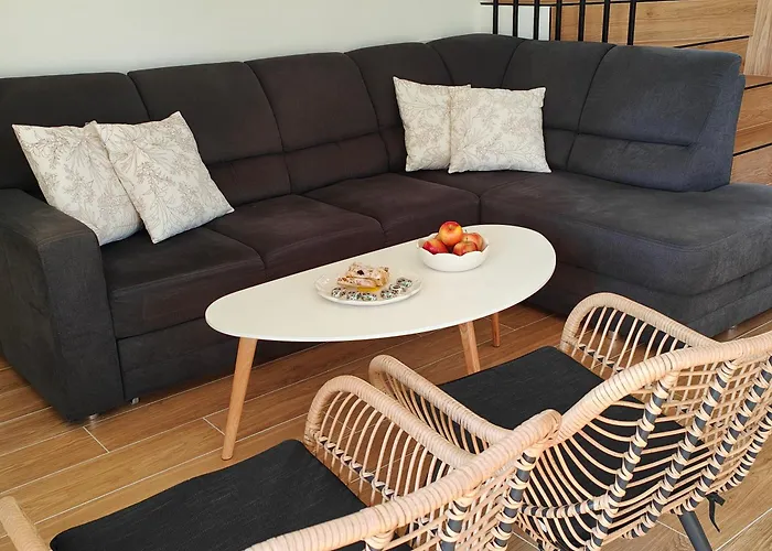 Semesterbostad Trzy Swierki - Twoje Miejsce Na Kaszubach Ciemno